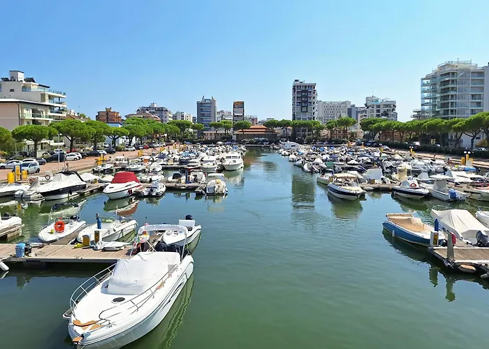 In 43428 Apartment *